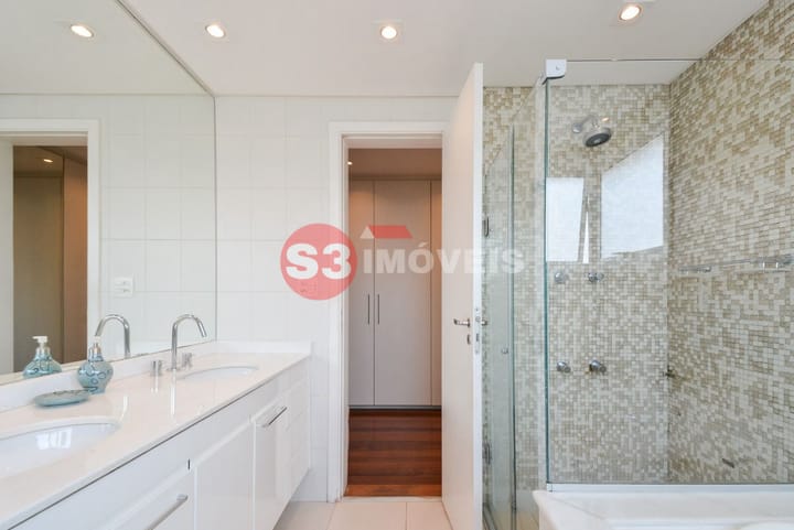 Apartamento à venda com 3 quartos, 188m² - Foto 39