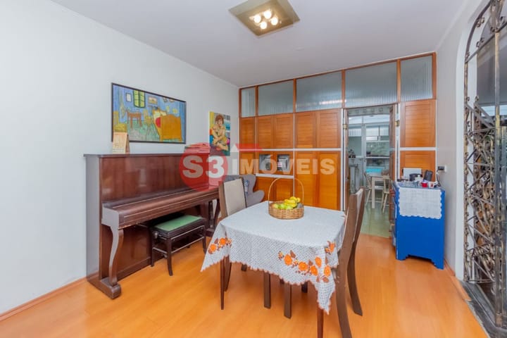 Casa à venda com 4 quartos, 361m² - Foto 10