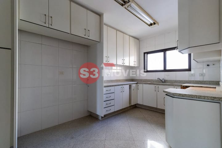 Apartamento à venda com 3 quartos, 153m² - Foto 27