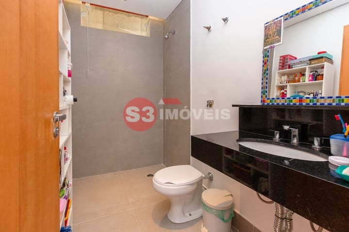 Casa à venda com 4 quartos, 400m² - Foto 45