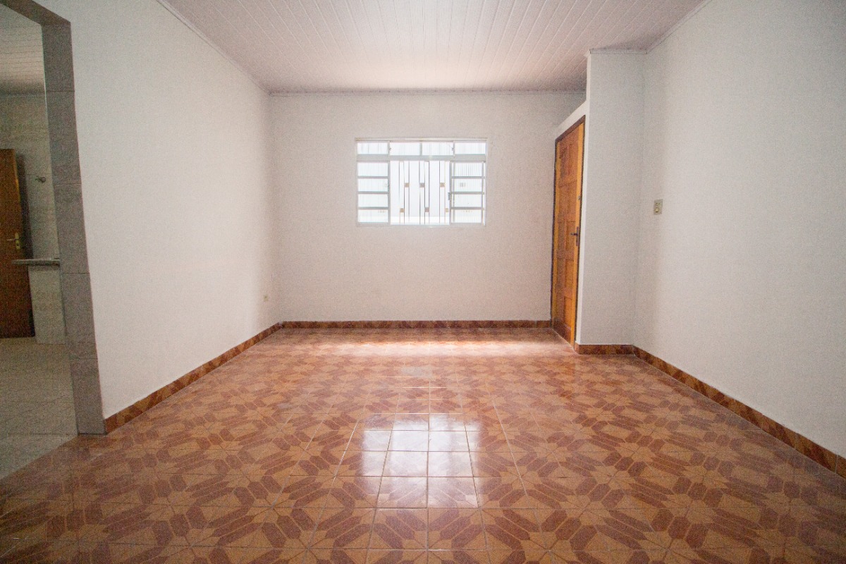 Casa à venda com 2 quartos, 125m² - Foto 3