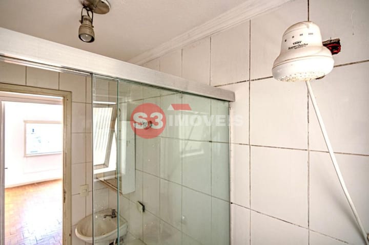 Apartamento à venda com 2 quartos, 64m² - Foto 11