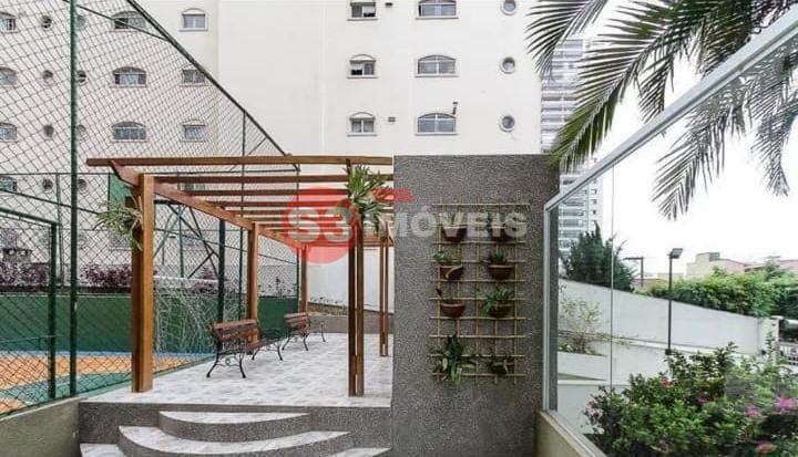 Apartamento à venda com 2 quartos, 68m² - Foto 29