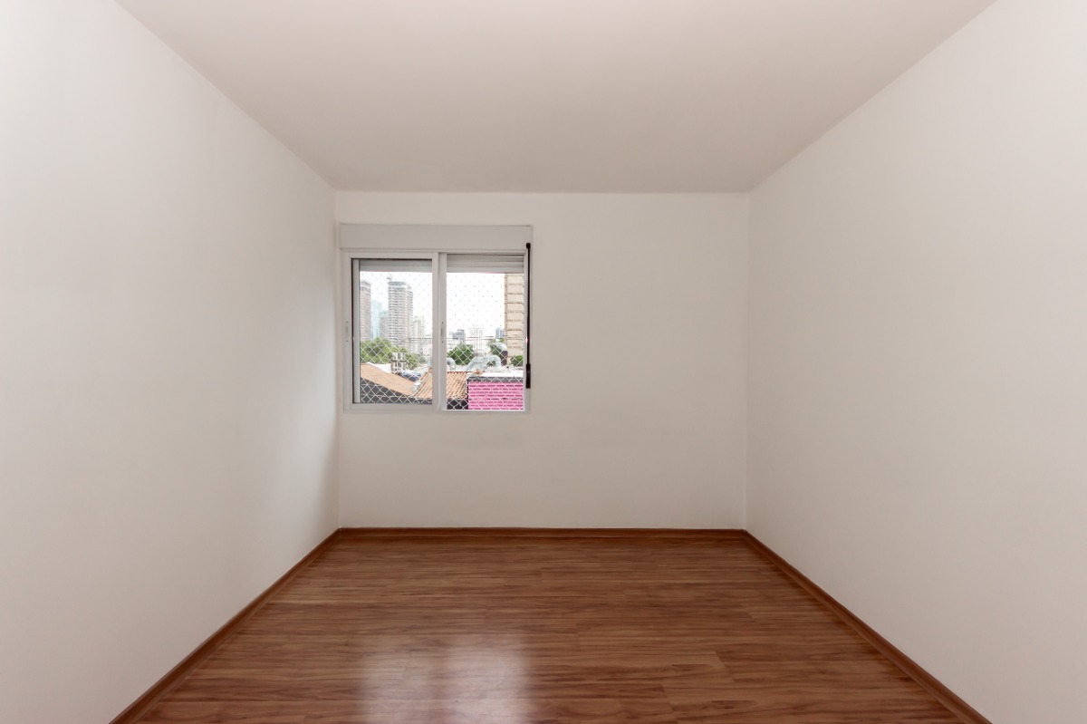 Apartamento à venda com 2 quartos, 70m² - Foto 18