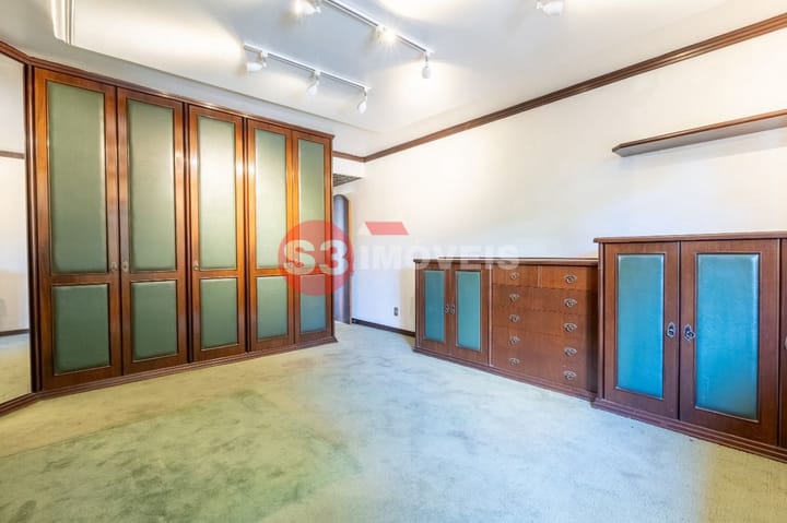 Casa à venda com 4 quartos, 297m² - Foto 25