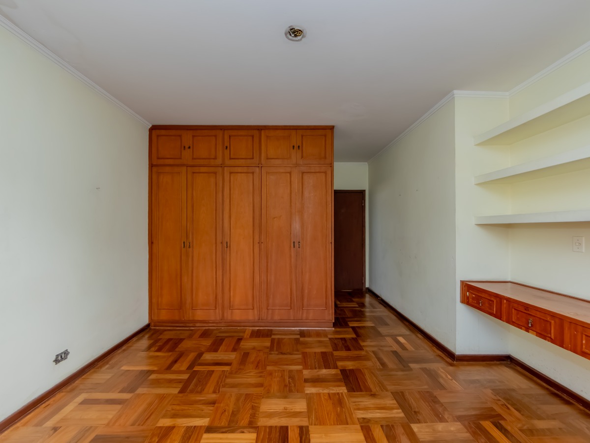 Casa à venda com 3 quartos, 388m² - Foto 15