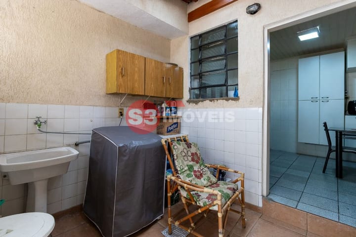 Casa à venda com 2 quartos, 140m² - Foto 25