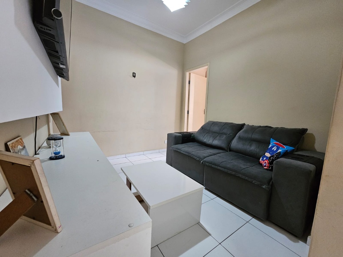 Apartamento à venda com 2 quartos, 62m² - Foto 1