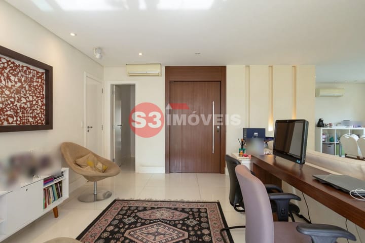 Apartamento à venda com 4 quartos, 235m² - Foto 5