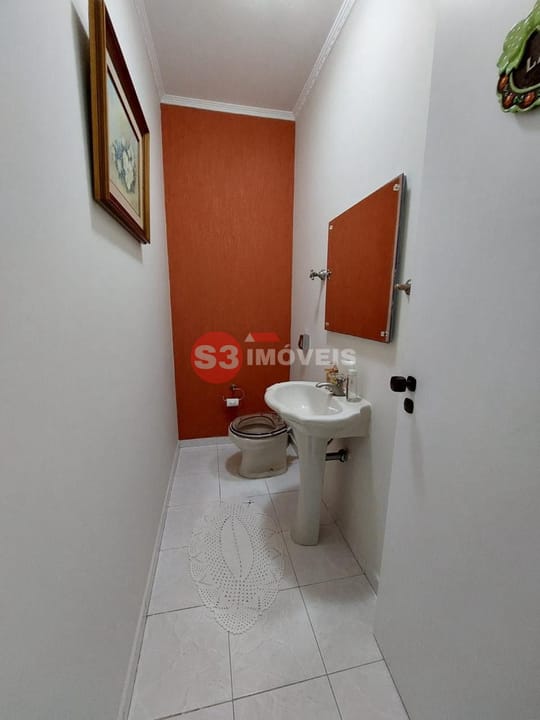 Casa à venda com 4 quartos, 200m² - Foto 28