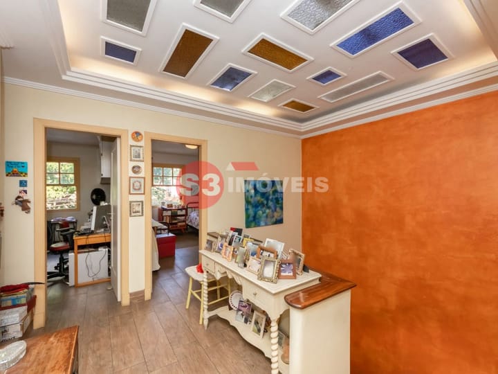 Casa à venda com 3 quartos, 220m² - Foto 12