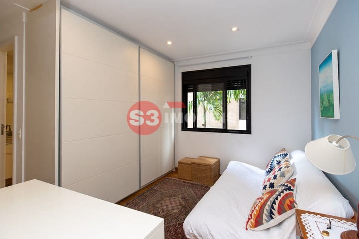 Apartamento à venda com 3 quartos, 161m² - Foto 18