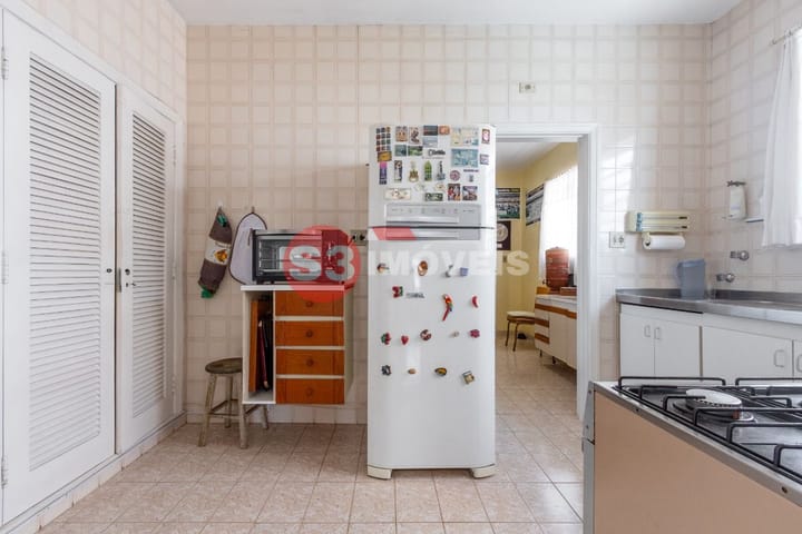 Apartamento à venda com 3 quartos, 212m² - Foto 25