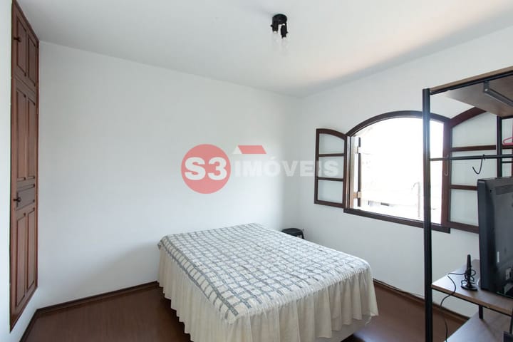 Casa à venda com 3 quartos, 191m² - Foto 18