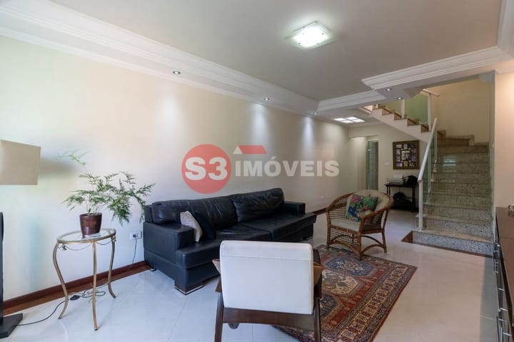 Casa à venda com 3 quartos, 257m² - Foto 2