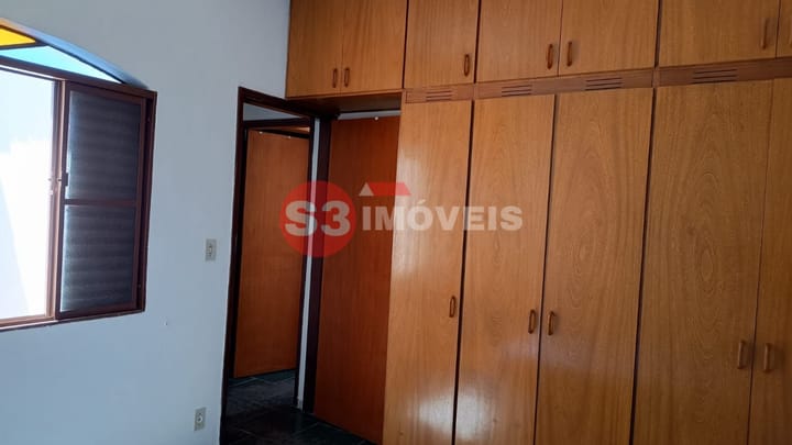 Casa à venda com 2 quartos, 81m² - Foto 11