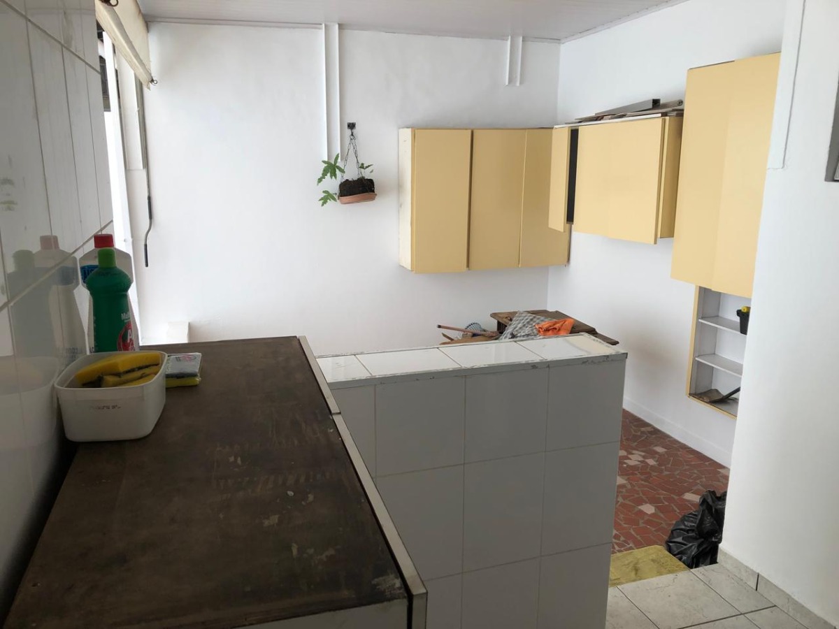 Apartamento à venda com 2 quartos, 80m² - Foto 25