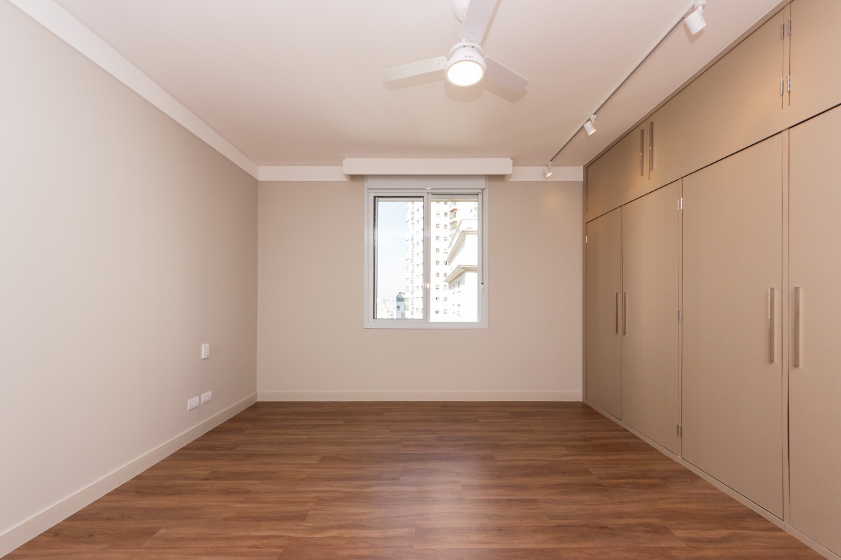 Apartamento à venda com 4 quartos, 212m² - Foto 16