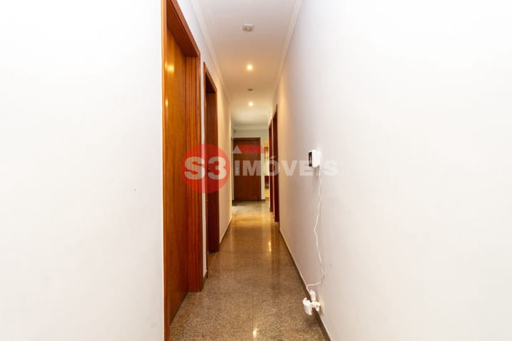 Casa à venda com 3 quartos, 230m² - Foto 20