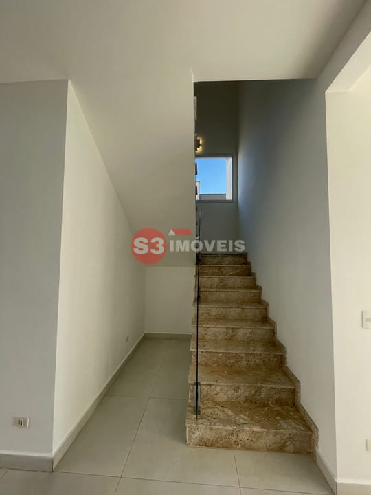 Casa à venda e aluguel com 3 quartos, 278m² - Foto 11