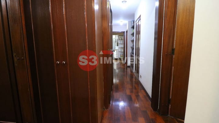 Apartamento à venda com 3 quartos, 200m² - Foto 21