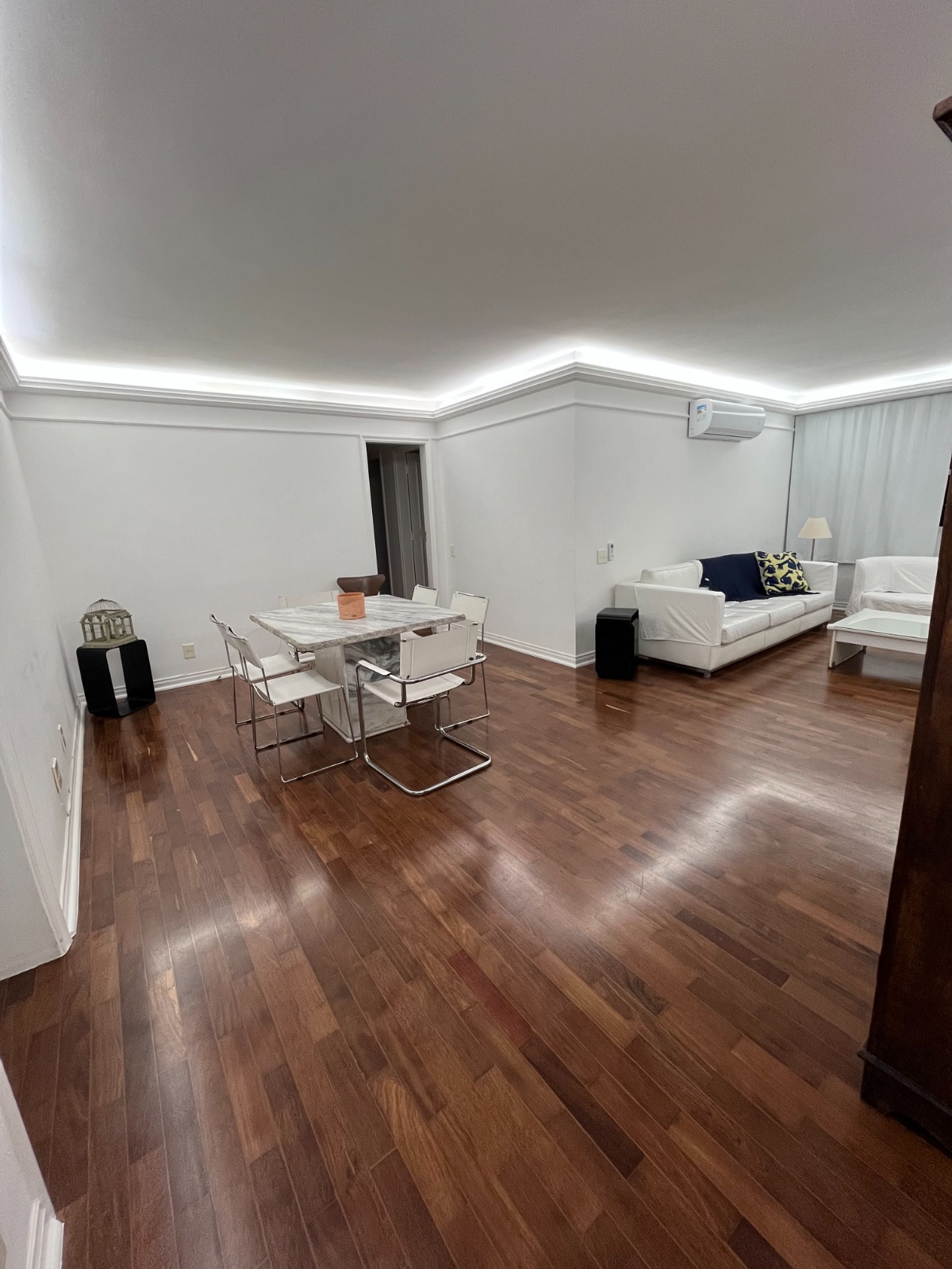 Apartamento à venda com 3 quartos, 128m² - Foto 3