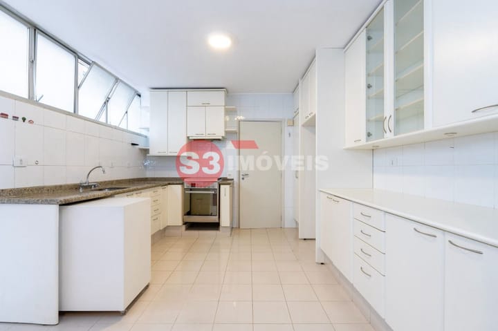 Apartamento à venda com 3 quartos, 170m² - Foto 13