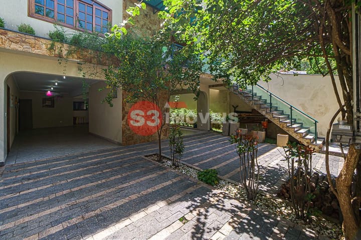 Casa à venda com 4 quartos, 560m² - Foto 77