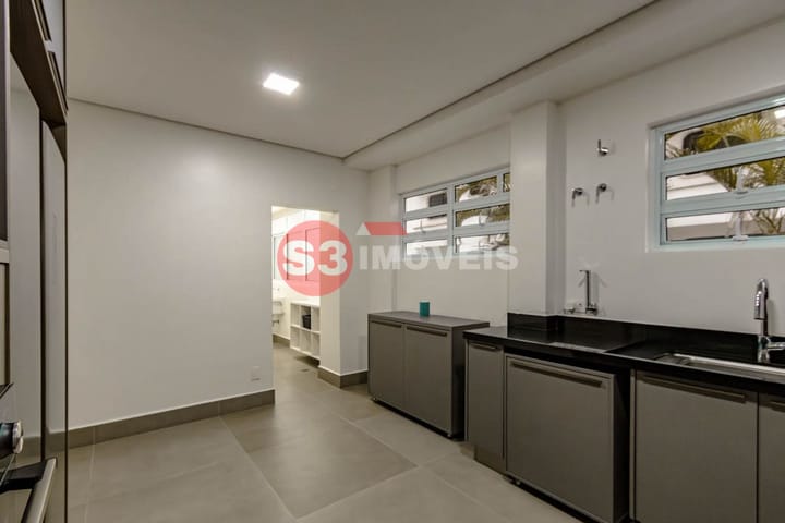 Apartamento à venda com 3 quartos, 142m² - Foto 9