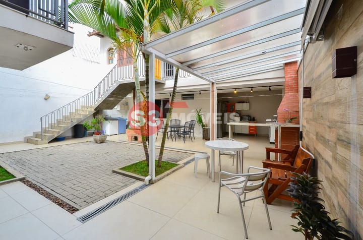 Casa à venda com 4 quartos, 248m² - Foto 8