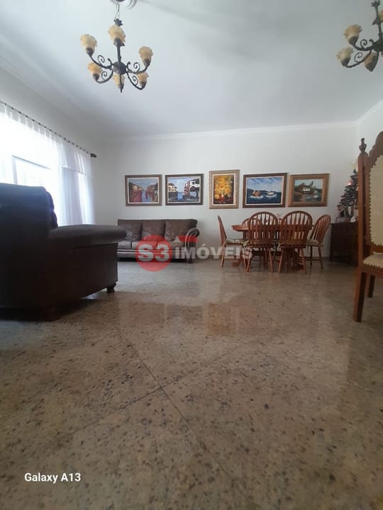 Casa à venda com 5 quartos, 219m² - Foto 21