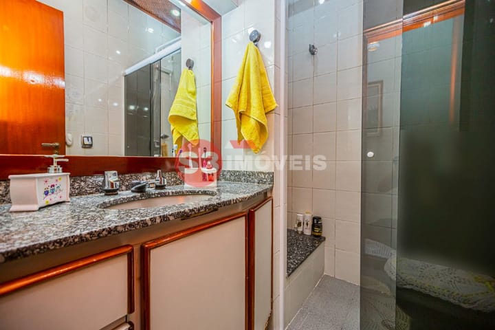 Casa à venda com 2 quartos, 160m² - Foto 17