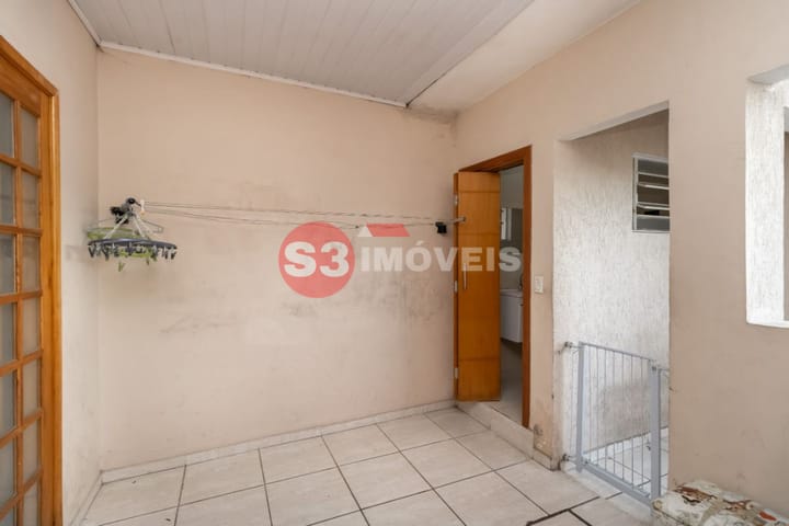 Casa à venda com 3 quartos, 221m² - Foto 15