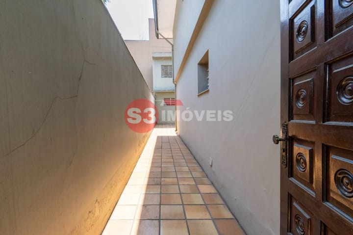 Casa à venda com 3 quartos, 217m² - Foto 16