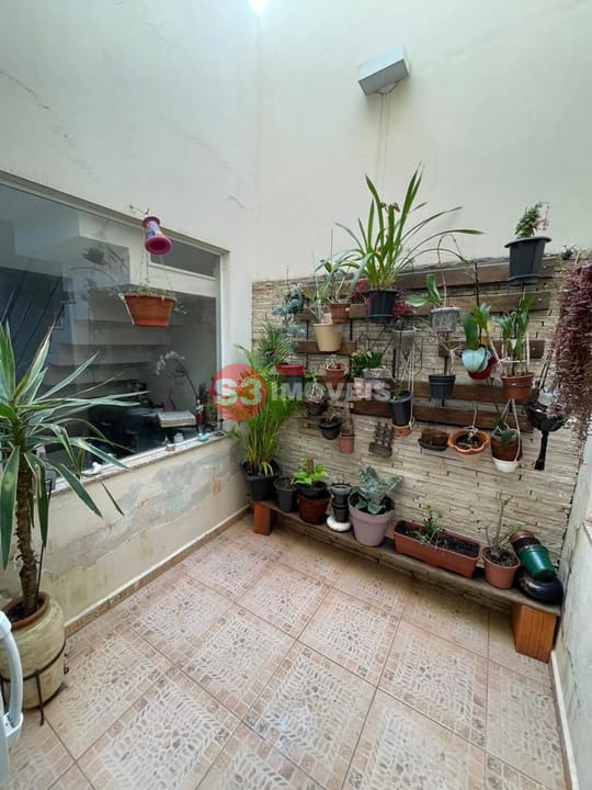 Casa à venda com 4 quartos, 220m² - Foto 14