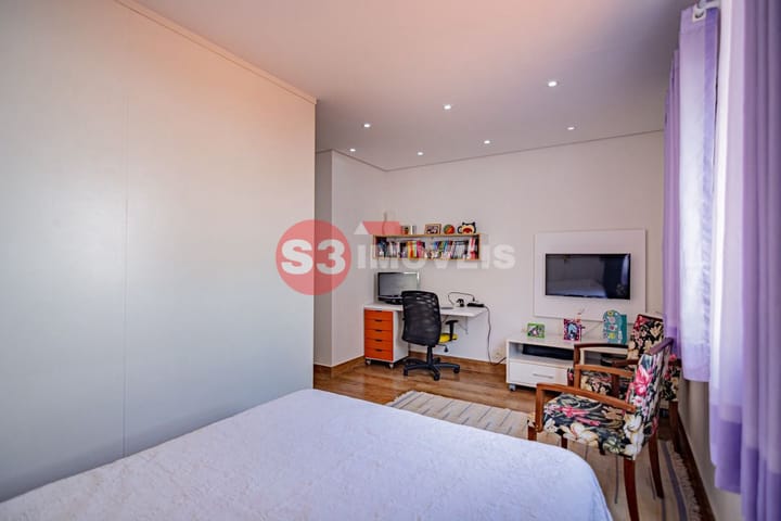 Casa à venda com 4 quartos, 188m² - Foto 45