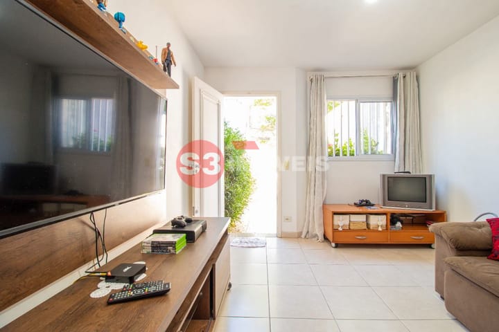 Casa à venda com 3 quartos, 105m² - Foto 4