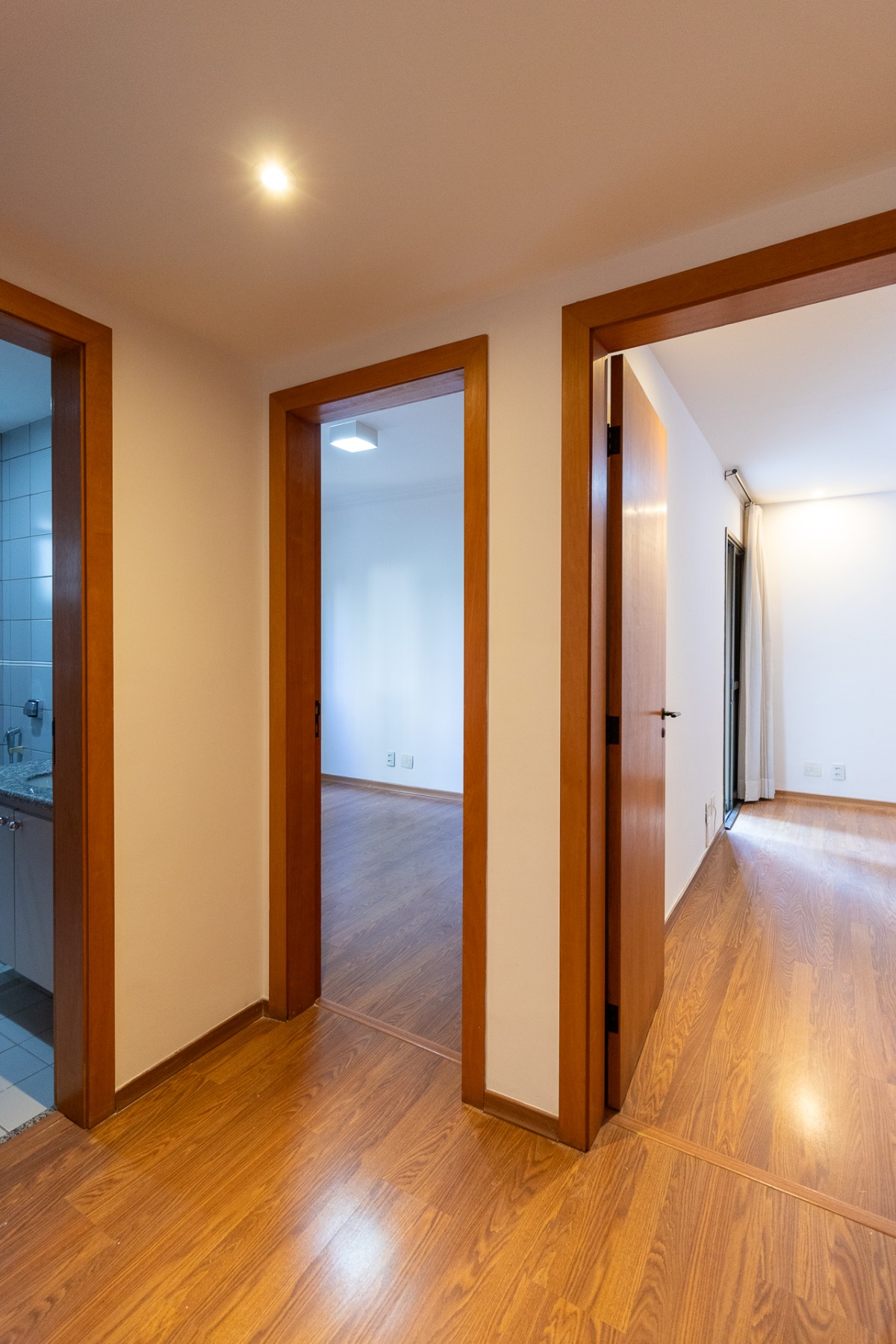 Apartamento à venda com 3 quartos, 110m² - Foto 19