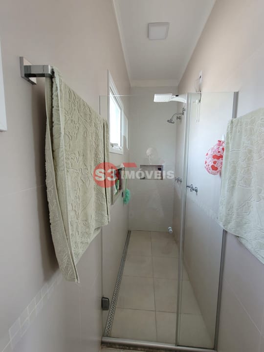 Casa de Condomínio à venda com 4 quartos, 400m² - Foto 38