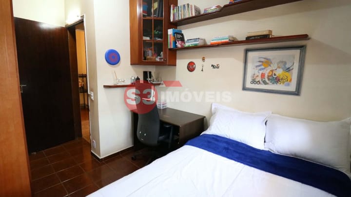 Casa à venda com 3 quartos, 250m² - Foto 18