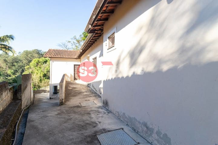 Casa à venda com 6 quartos, 450m² - Foto 7