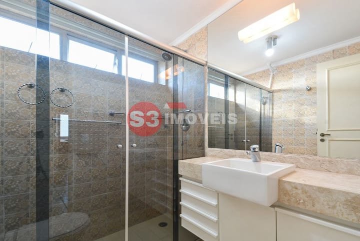 Apartamento à venda com 3 quartos, 142m² - Foto 22