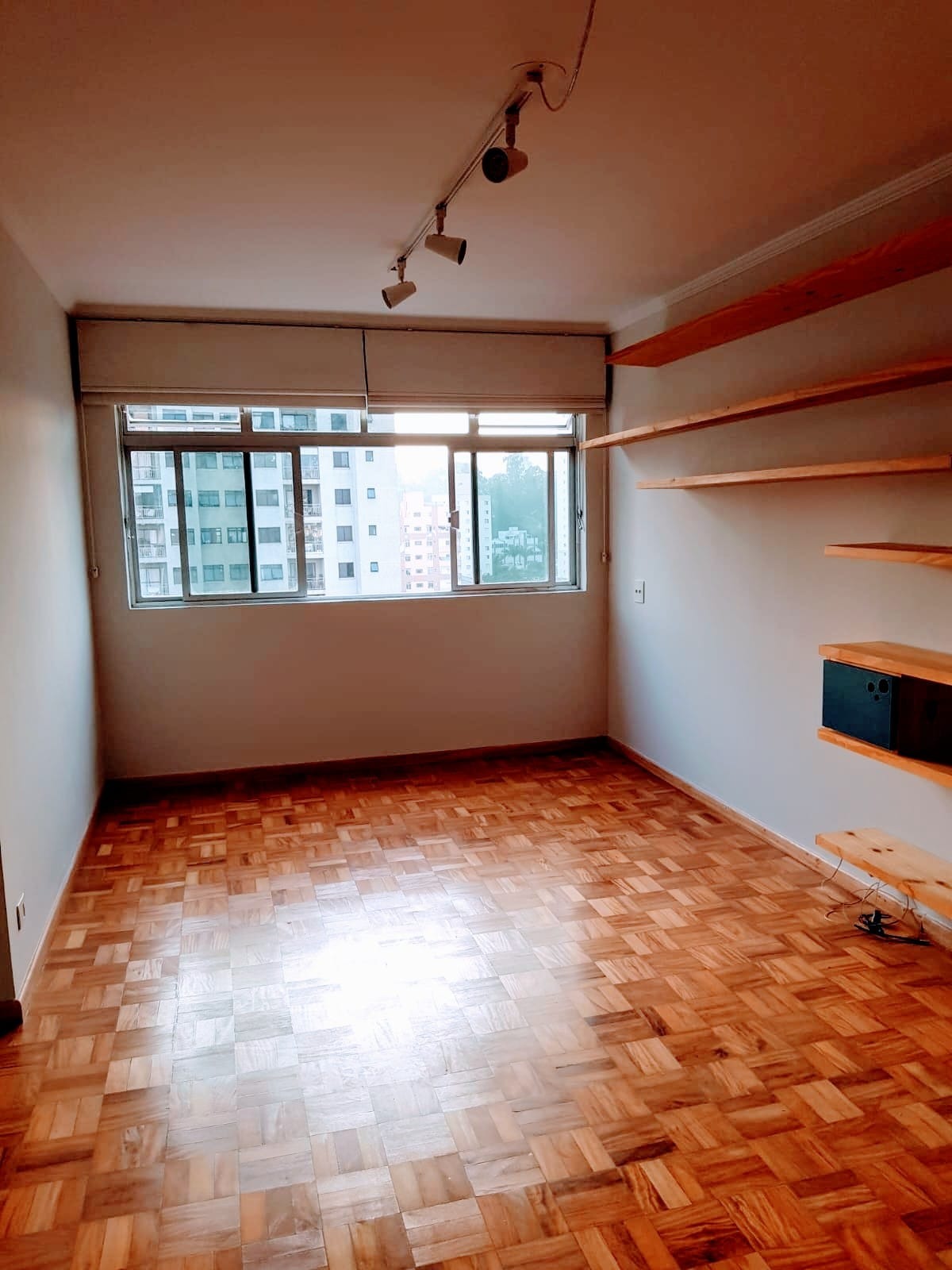 Apartamento à venda com 2 quartos, 69m² - Foto 5