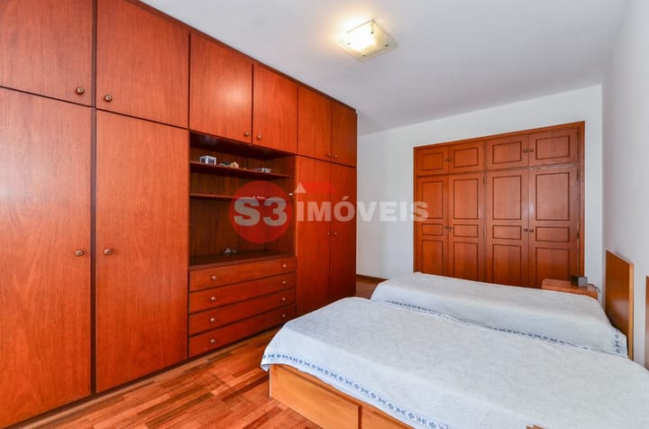 Apartamento à venda com 3 quartos, 191m² - Foto 35