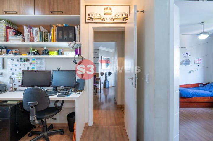 Apartamento à venda com 3 quartos, 107m² - Foto 18