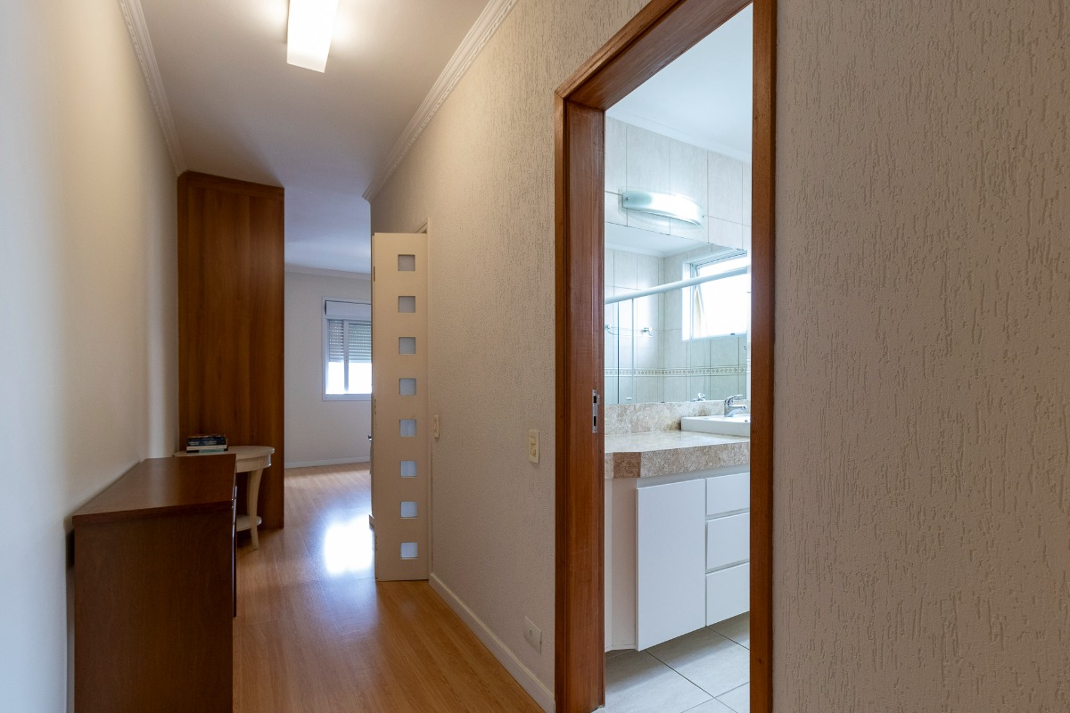 Casa à venda com 3 quartos, 318m² - Foto 27