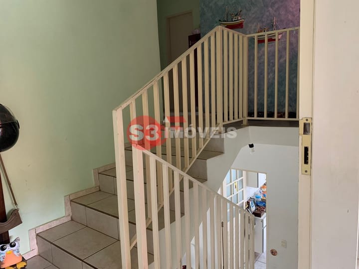 Casa à venda com 3 quartos, 360m² - Foto 18