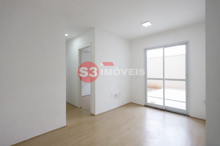 Apartamento à venda com 2 quartos, 83m² - Foto 1