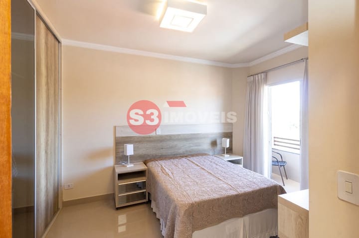 Casa à venda com 3 quartos, 240m² - Foto 16