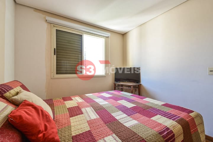 Apartamento à venda com 2 quartos, 64m² - Foto 18